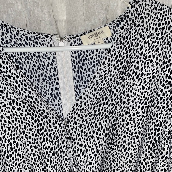 UMGEE Black and White Spotted Romper - Picture 2 of 7